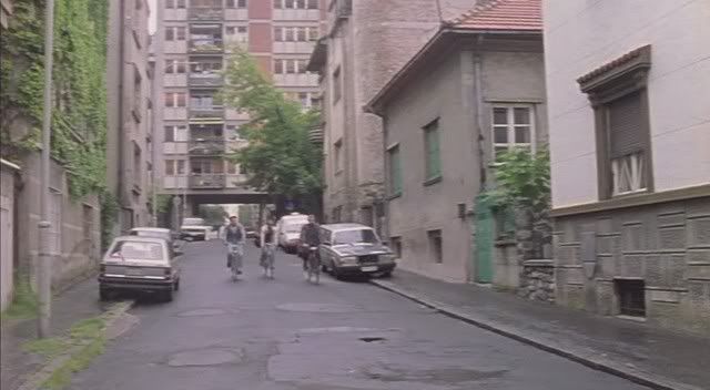 http://i29.photobucket.com/albums/c268/VuleGSBeograd/Nebeska udica/Opel Kadett D/OpelKadett.jpg